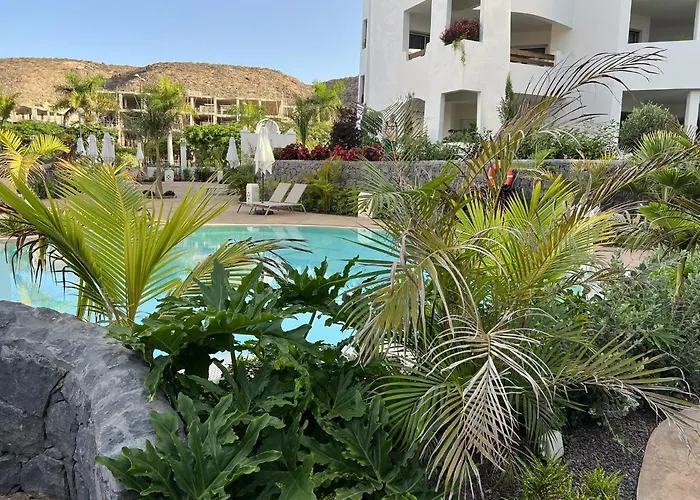 Jardines - Bentago 04 Nature Reserve View 2b * Palm-mar